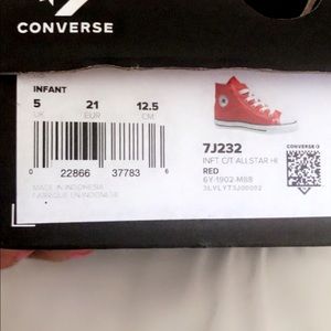 Converse infant size 5 Red